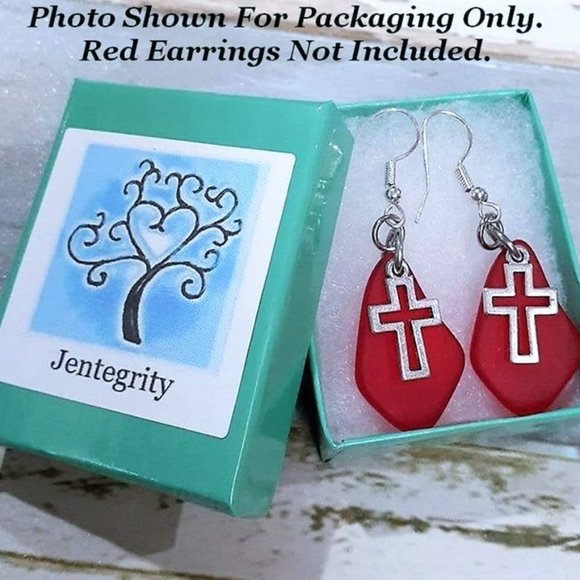 Light Green Sea Glass Daisy Earrings - Picture 4 of 4